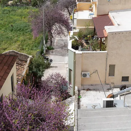 Athenian Home With Acropolis View-3